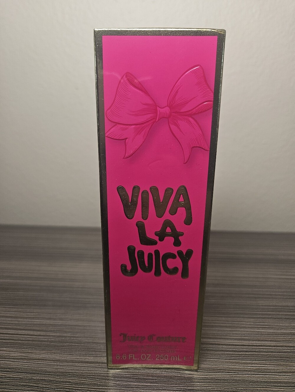 Viva La Juicy 8.6oz Body Lotion brand new in sealed box Juicy Couture